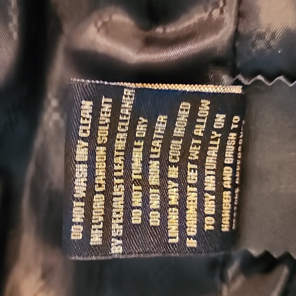 Leather Lifestyle Motorcycle Jacket with Quilted Details - Picture 13 of 14